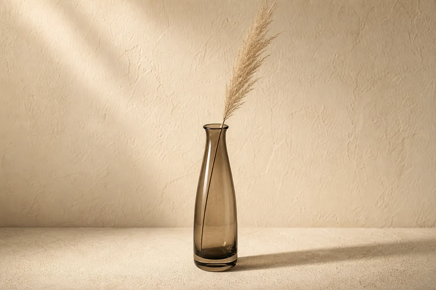 Collection Vase Soliflore Verre Fumé — Essentiel
